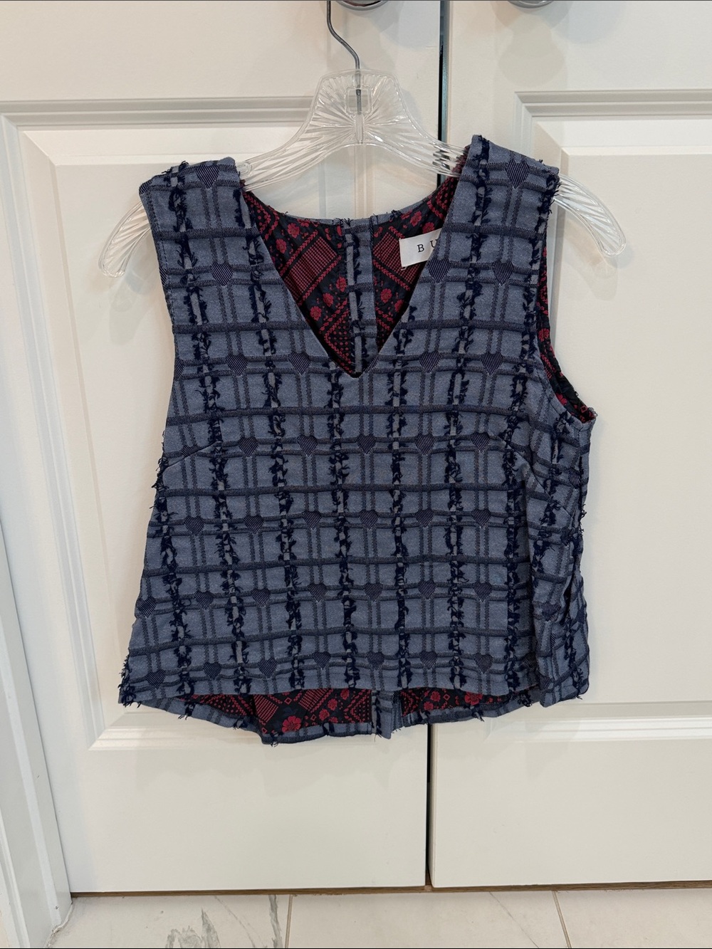 BURU v-neck mod top